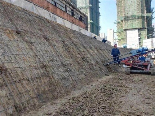 玉树建筑边坡支护
